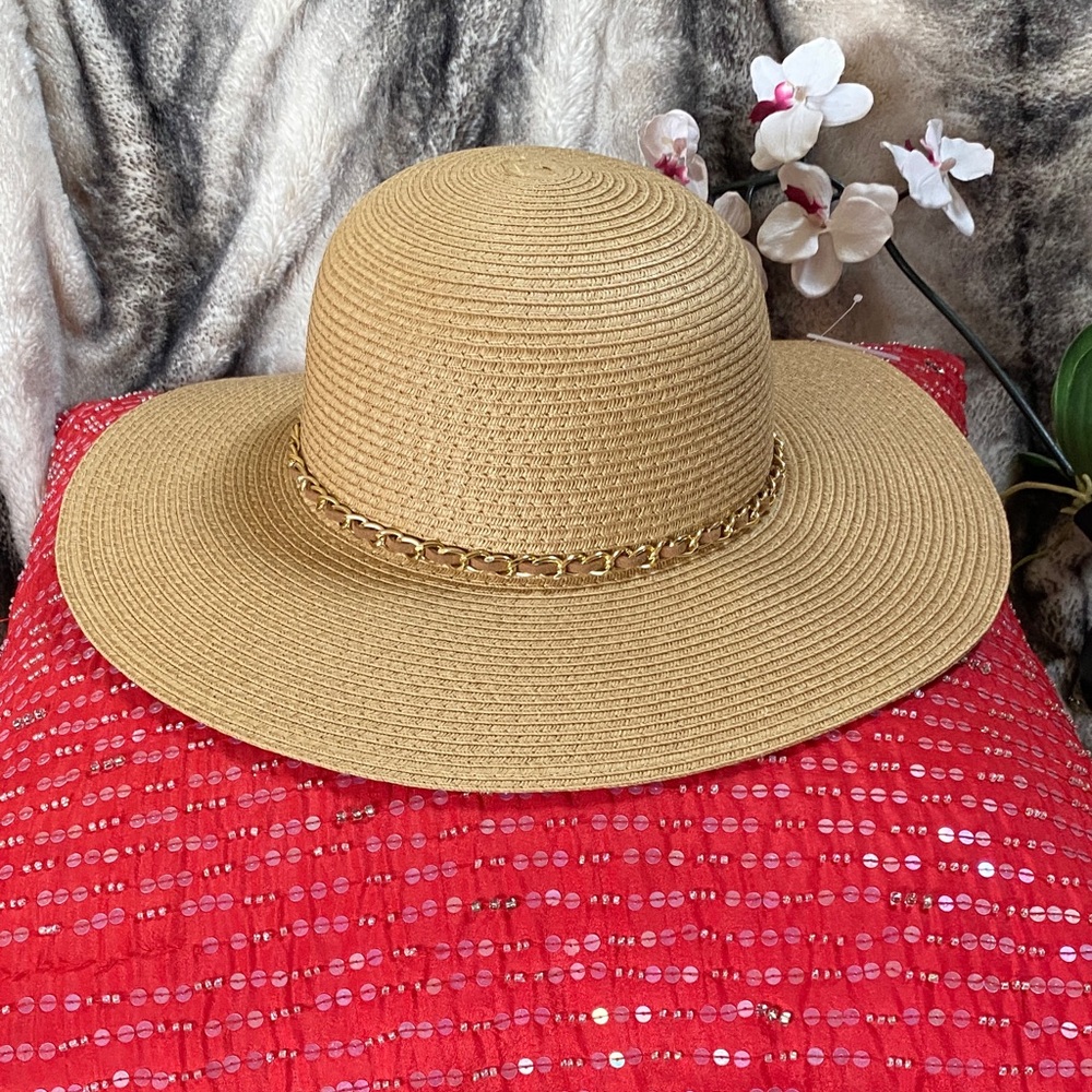 Designer Neural Color Gold Chain Suede Trim Beach Hat NWOT